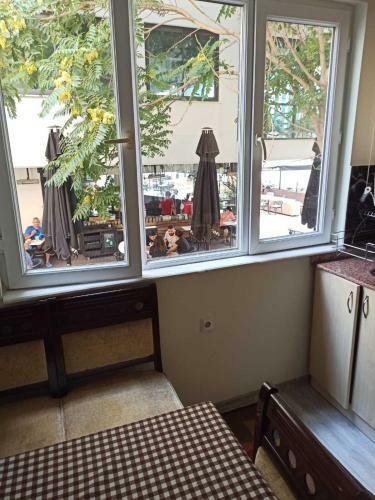 Apartamento Next To Cafes, Beach And All Amenities