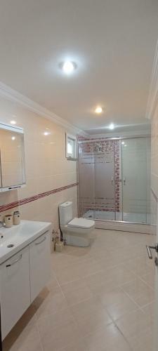 ??? ????? ????? ?????? ?? ?????? ????? ????? - Spacious And Beautiful Apartment With A Distinctive Sea View