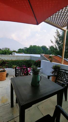 Hermosa Casa Con Vista A Los Volcanes