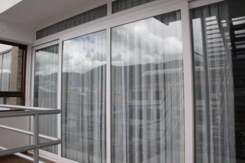 Hermoso Apartamento Amoblado En Cusco De 105 Mts.