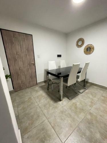 Apartamento Hermoso Y Amplio Departamento Amoblado