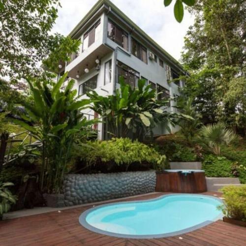 Volcano Gold Loft Rainforest House