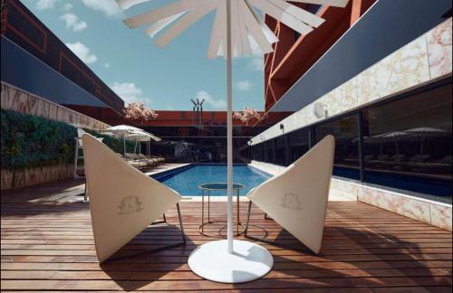 Apartamento Luxurious One Bedroom Executive Space Available