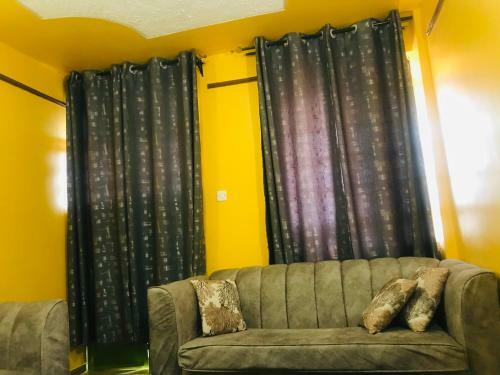 Comfy One Bedroom Apartment0790688641