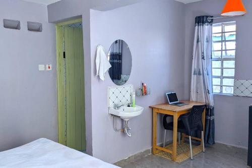Apartamento Nubian Palm Staycation Studio
