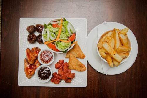 Hotel Zambezi Junction Lodge