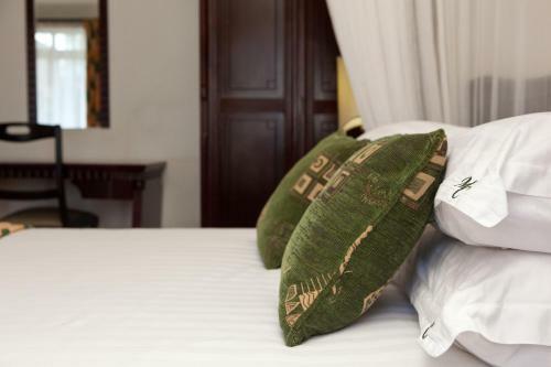 Hotel Mosa Court Apartments