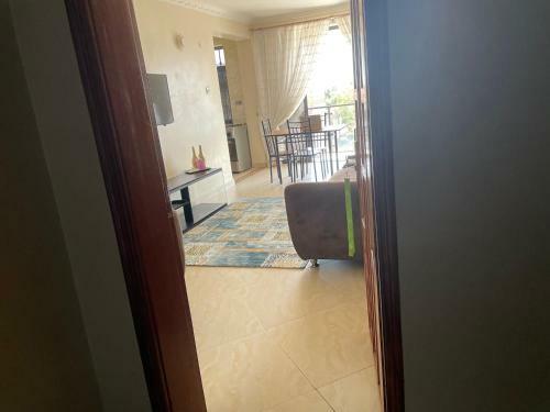 Apartamento Spacious 1bdrm Condo-unlimited Wifi, Central Kla