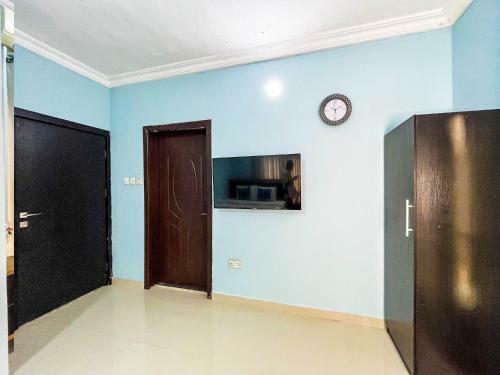 Eleven Apartments Agidingbi