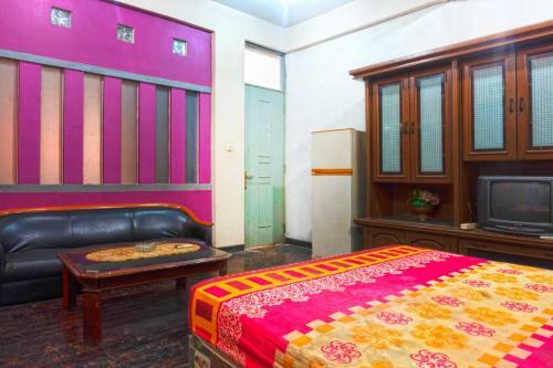 Hostal Apartment Wisma Tobana II