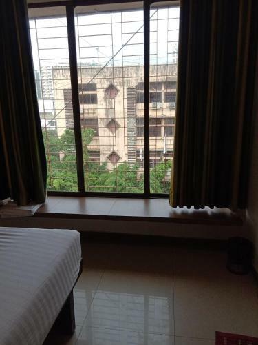 Hotel Airport Annex