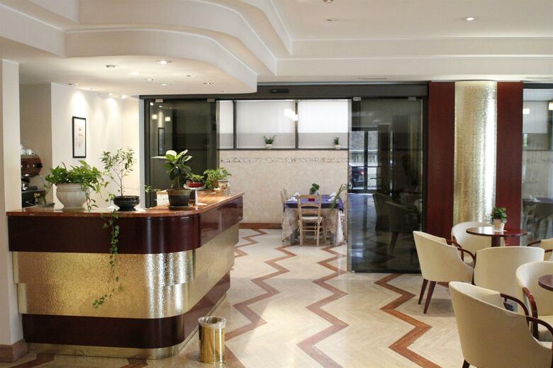 Smooth Hotel Rome West