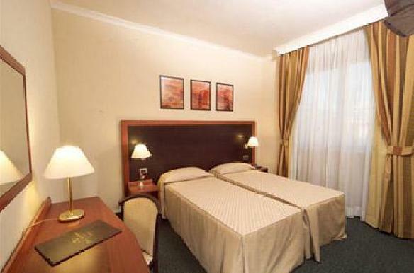 Smooth Hotel Rome West