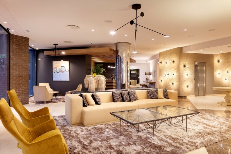 Apartamentos Sb Corona Tortosa