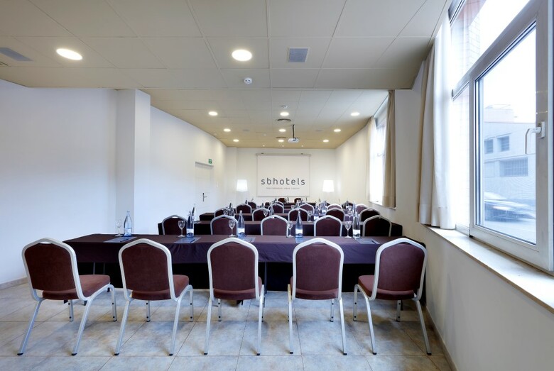 Apartamentos Sb Corona Tortosa