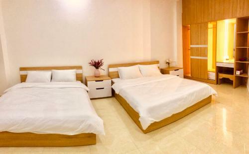 Villa Q's House