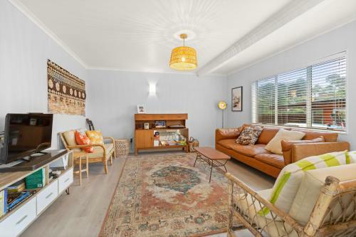 Surfs Up - Raglan Holiday Home