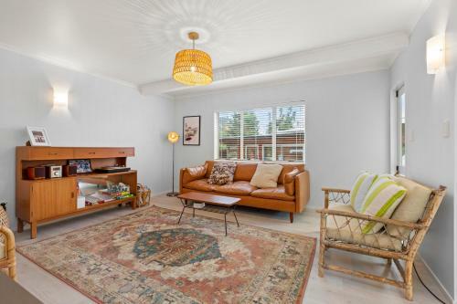 Surfs Up - Raglan Holiday Home