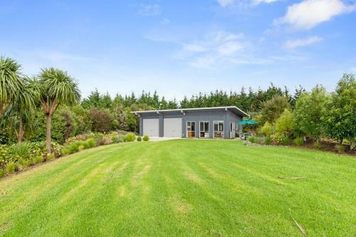 Sea View Cottage - Ruakaka Holiday Cottage