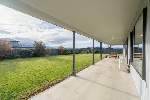 Acheron Homestead - Te Anau Holiday Home