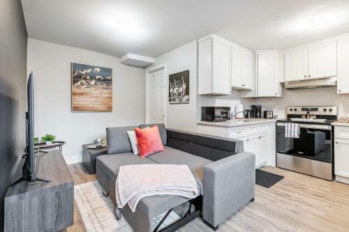 1br - Boutique Apartment With Netflix- Prime Location