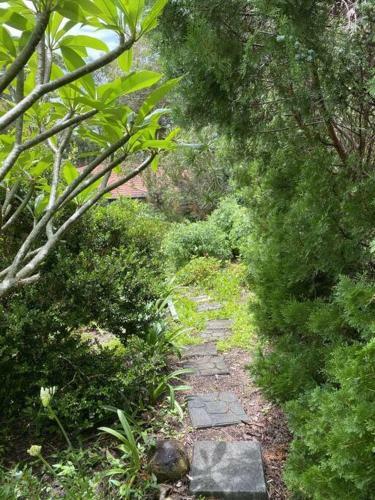 Blissful Retreat With Panoramic Views Of One Mile