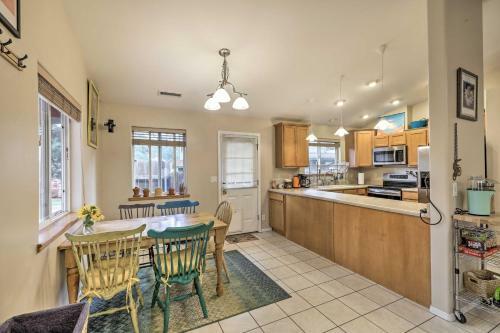 Forested Flagstaff Getaway Garden, Gas Grill