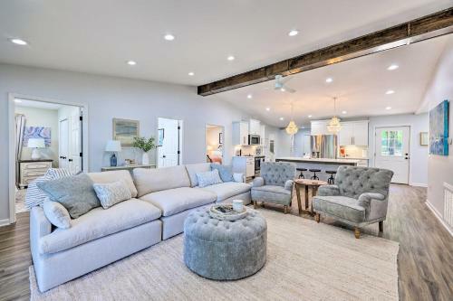 Lakefront Paradise With Fire Pit And Boat Slip!