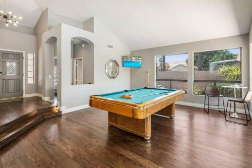 Scottsdale Luxury - Pool, Bbq, Smoker, And Pool Table