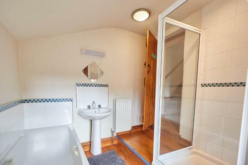 Host & Stay - Castle Cottage, Barnard Castle