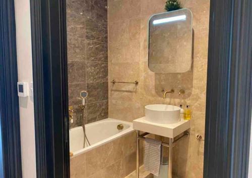 Apartamento Bright & Modern 2 Bedroom In Hendon