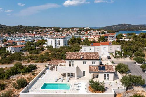 Beautiful Villa Stina Murter