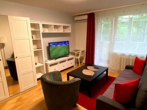 Vilnius Central Studio Apartment And Parking