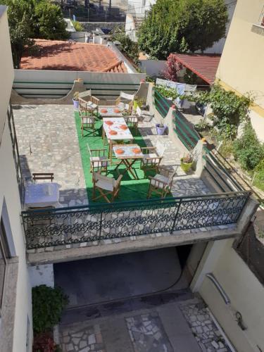 Apartamento Andar Moradia Com Terra�o E P�tio.