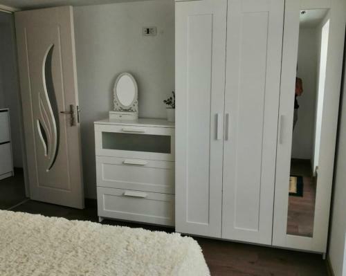 Apartamento Lovely Loft With Free Parking