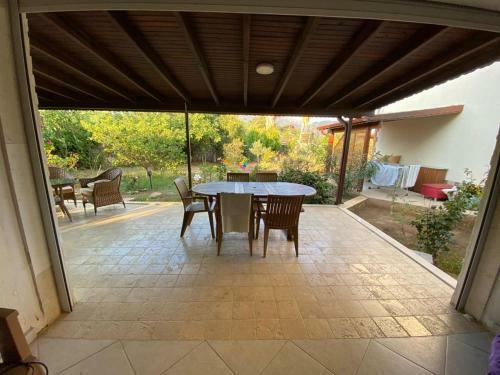 V?lla Ern?s - Dat�a Raykent Tat?l S?tes? - K?ralik