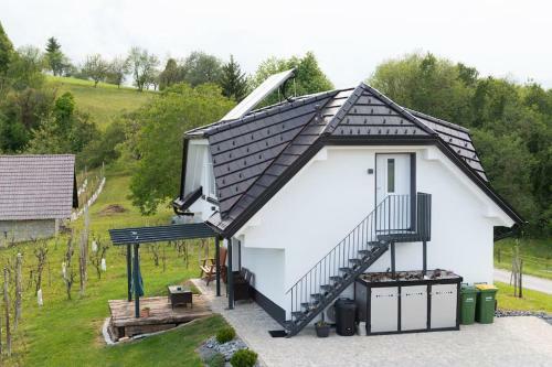 Vineyard House With Sauna And Jacuzzi For 2