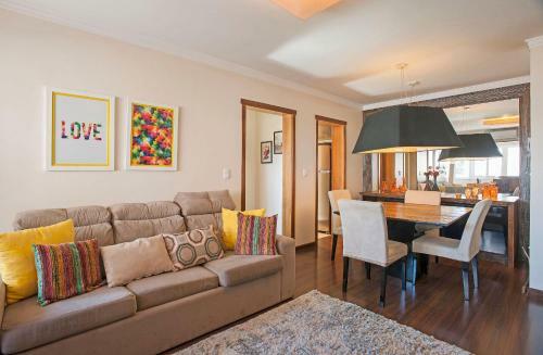 Apartamento No Centro De Canela - Localiza��o Perfeita!