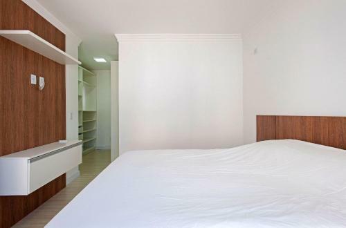 3 Quartos Em Canela - Decorado E Equipado Em Bairro Tranquilo