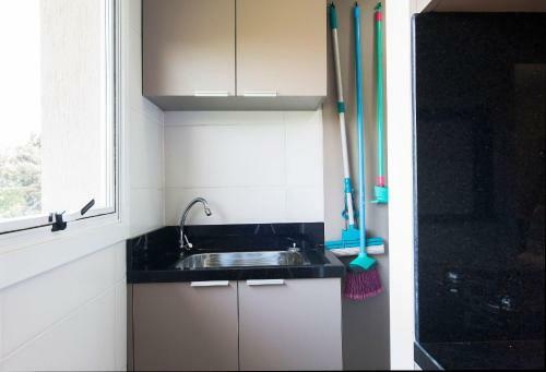 Lindo Apartamento No Centro De Canela - Para At� 5 Pessoas