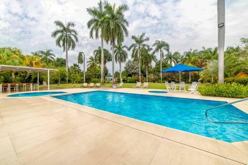 Preciosa Casa Con Piscina Y Un Clima Privilegiado