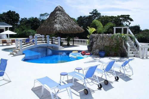 Villa Luxury Tambor Estate With Private Pool And Jacuzzi