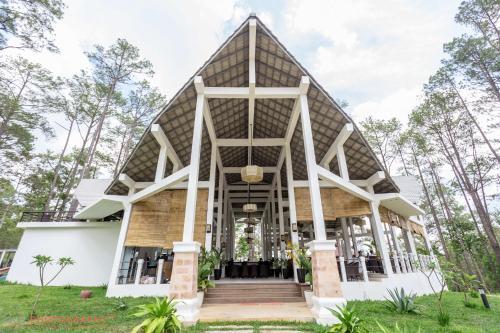 Hotel Vkirirom Pine Resort