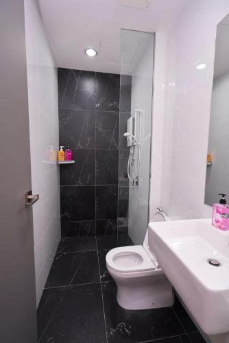 Apartamento 13 Beacon Executive Suites #rooftoppool #luxurysuites