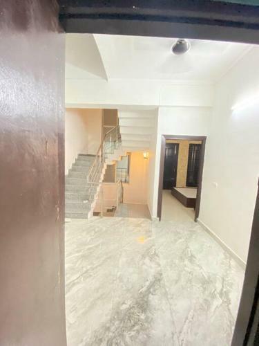 Entire Villa With Private Parking & Private Garden