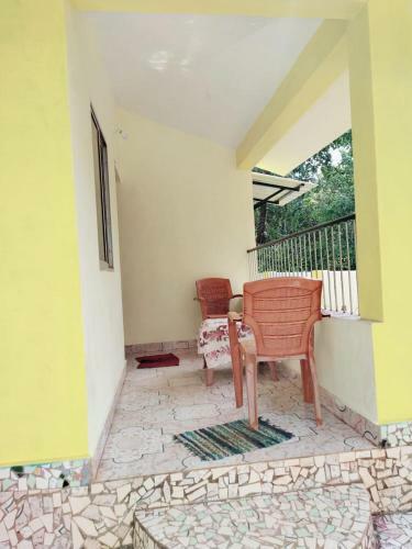 Hostal Dhaklos Guest House