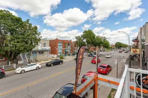 Apartamento Lovely Rental Unit With Balcony~ Autoroute 40