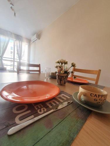 White Rose Apartment- Free Underground Parking