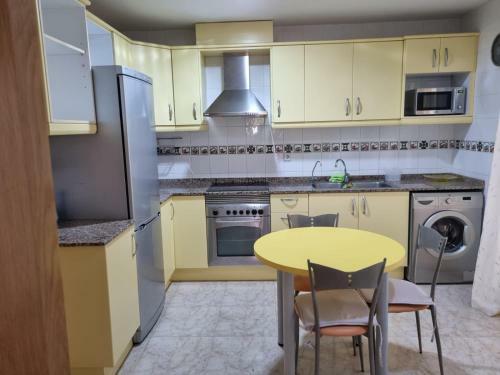 Apartamento Piso Amplio Con Todas Las Comodidades