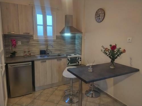 Hostal ???? ????????????? ??????? - Avra Rooms To Let